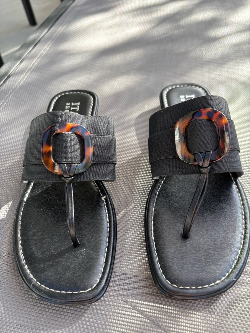 Italian Shoemakers Black Thong Sandals with Tortoiseshell Accent